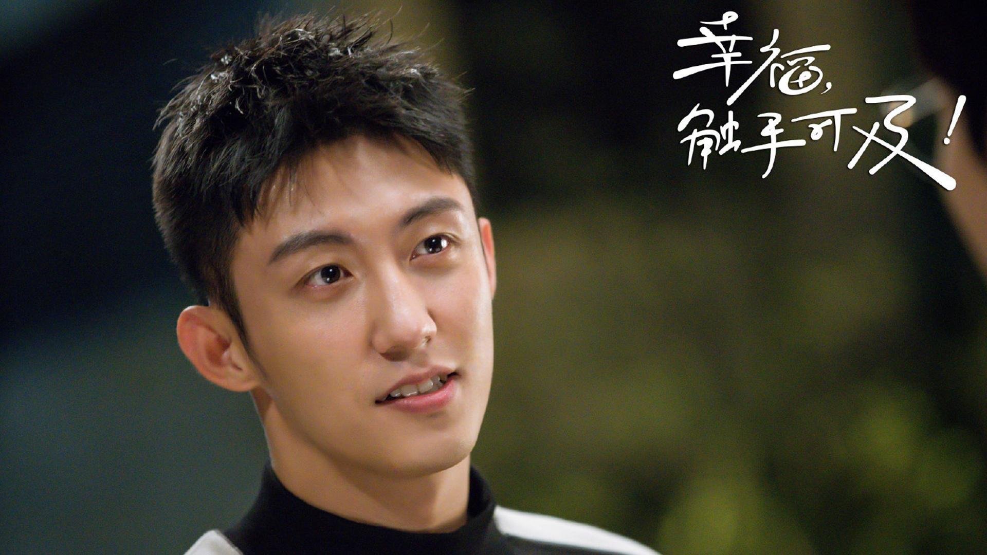 上海申花队员联手取胜，球队士气高昂，上海申花主力队员列表